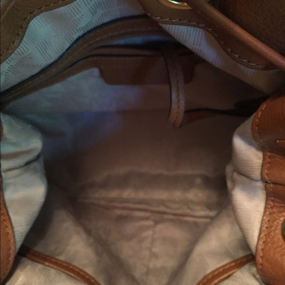 Michael Kors Bucket Bag - Like New!!! - Picture 5 of 5